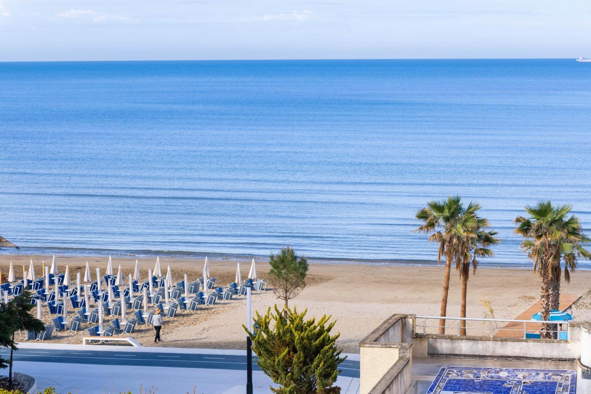 Hotel Max Durres